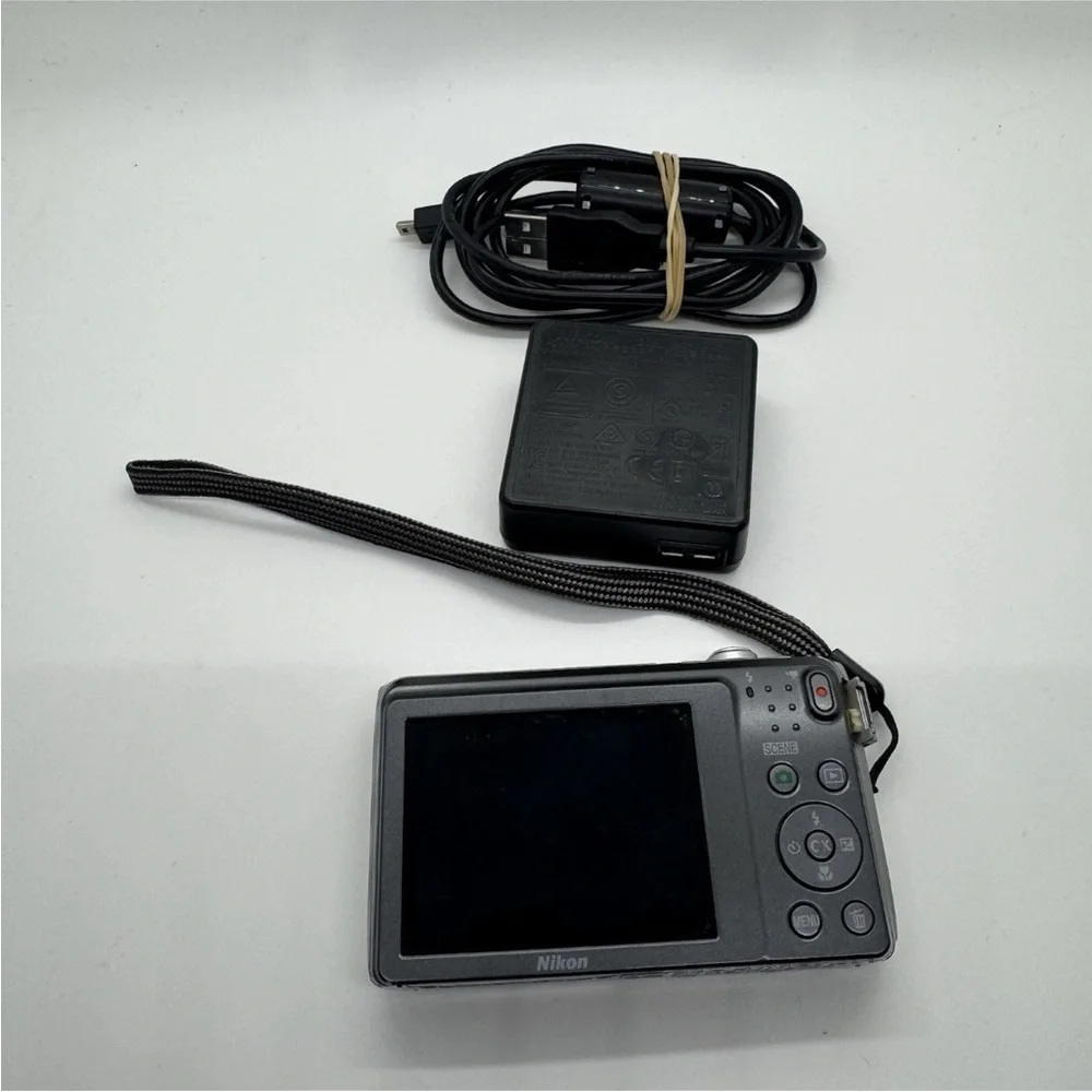 Nikon description battery